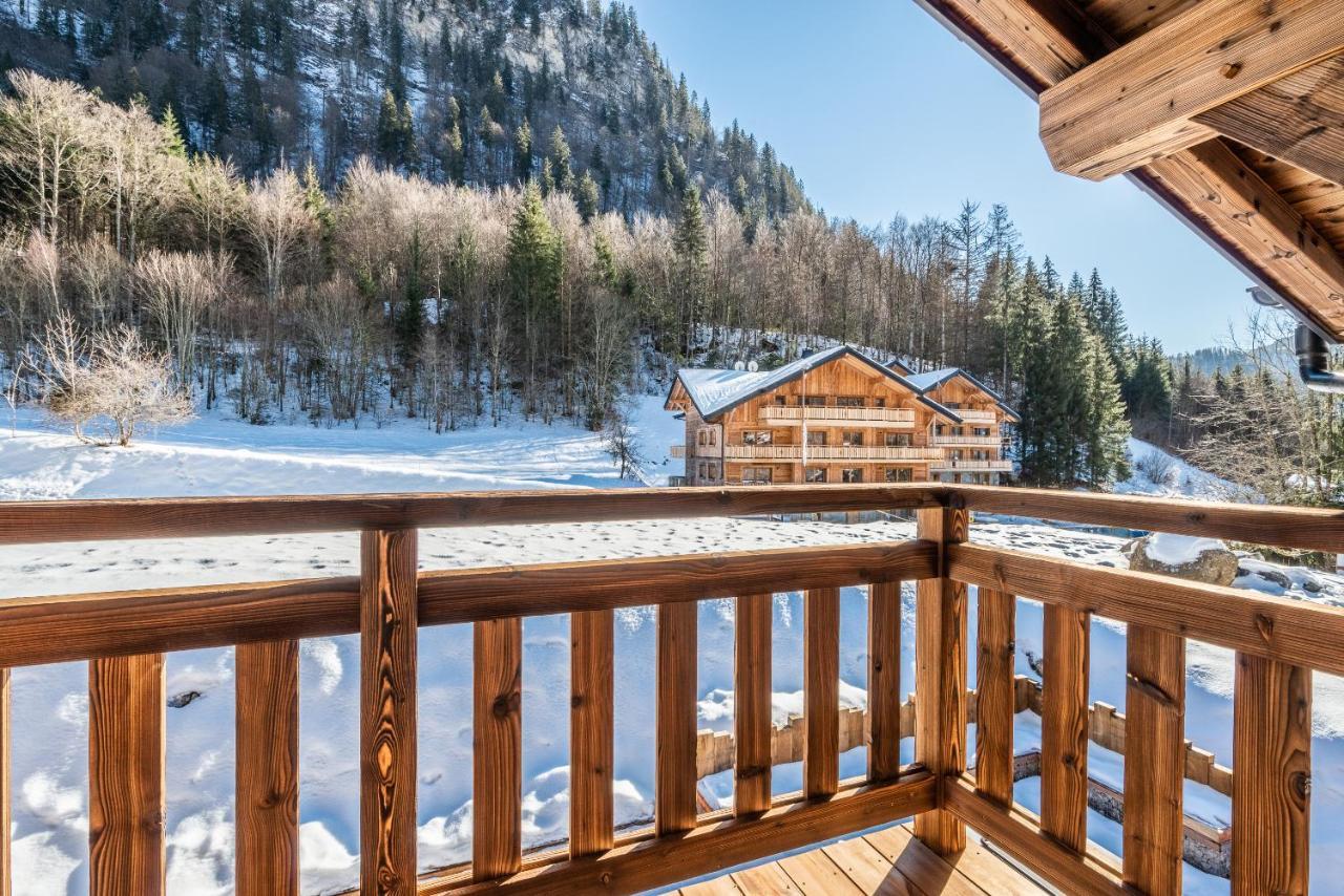 Chalet Azobe Morzine - By Emerald Stay Монрьон Экстерьер фото
